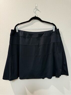 Women's Black Athletic Skirt